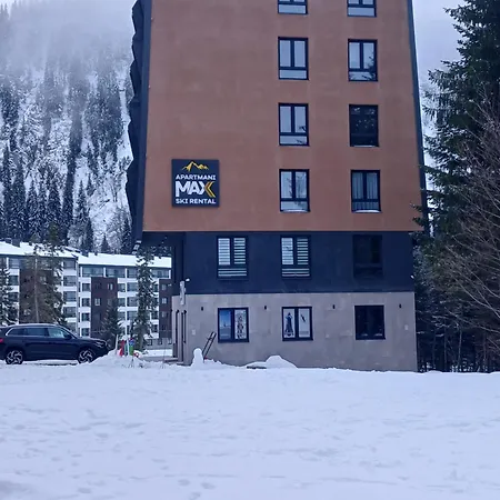 Bella Vista - Pogled Na Stazu