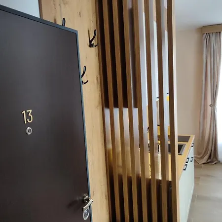 Bella Vista - Pogled Na Stazu Apartament *