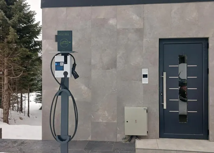 Bella Vista - Pogled Na Stazu